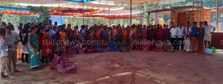 ಅಯ್ಯನಕಟ್ಟೆ ಜಾತ್ರೋತ್ಸವ ಸಿದ್ಧತೆಗೆ ಶ್ರಮದಾನ