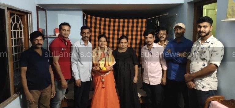 ಗುತ್ತಿಗಾರು ಸರಕಾರಿ ಪ್ರೌಢಶಾಲೆಯ ಸ್ಕೂಲ್‌ ಟಾಪರ್‌ ಅಖಿಲಾ ಕರುವಜೆಗೆ ಸನ್ಮಾನ