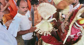 ‘ನಮ್ಮೂರ ಶಾಲೆ ಉಳಿಸೋಣ’ ಯಶಸ್ವಿ ಅಭಿಯಾನ | ಕಲ್ಲುಗುಂಡಿ ಯುವಕರ ಶ್ರಮಕ್ಕೆ ದೈವ-ದೇವರ ಅಭಯ | ದೈವಕ್ಕೆ ಹರಿಕೆ ಸಮರ್ಪಣೆ | ಈ ಅಭಿಯಾನ ಮಾದರಿ ಹೇಗೆ ಗೊತ್ತಾ ?