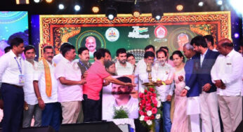 #ದಸರಾ | ಯುವ ದಸರಾ ಉದ್ಘಾಟಿಸಿದ ಪುನೀತ್ ರಾಜ್ ಕುಮಾರ್ ಪತ್ನಿ ಅಶ್ವಿನಿ